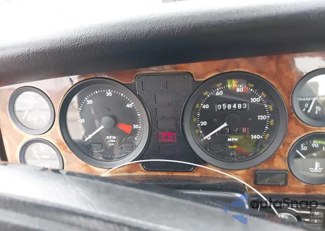 1986 Jaguar Xj6 Vanden Plas z USA, uszkodzony, nr VIN SAJAY1347GC446514